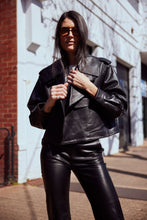 Load image into Gallery viewer, Lorna Jacket Black